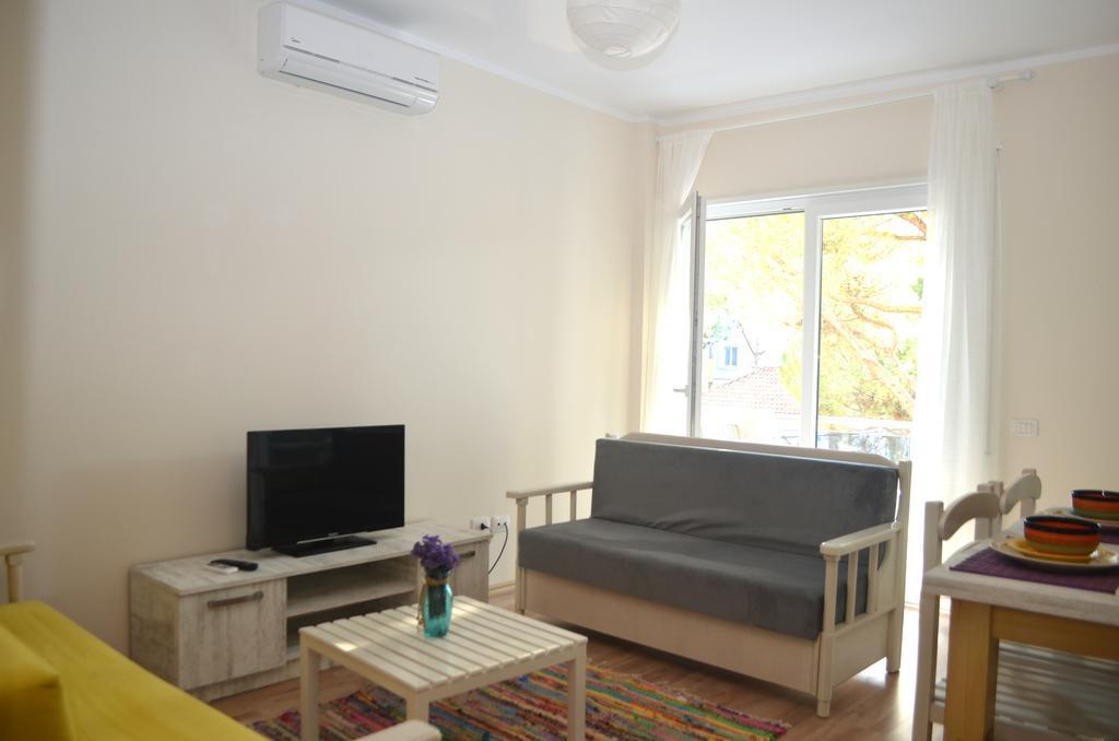Rezidenca Kalter Durres Appartement Golem  Buitenkant foto