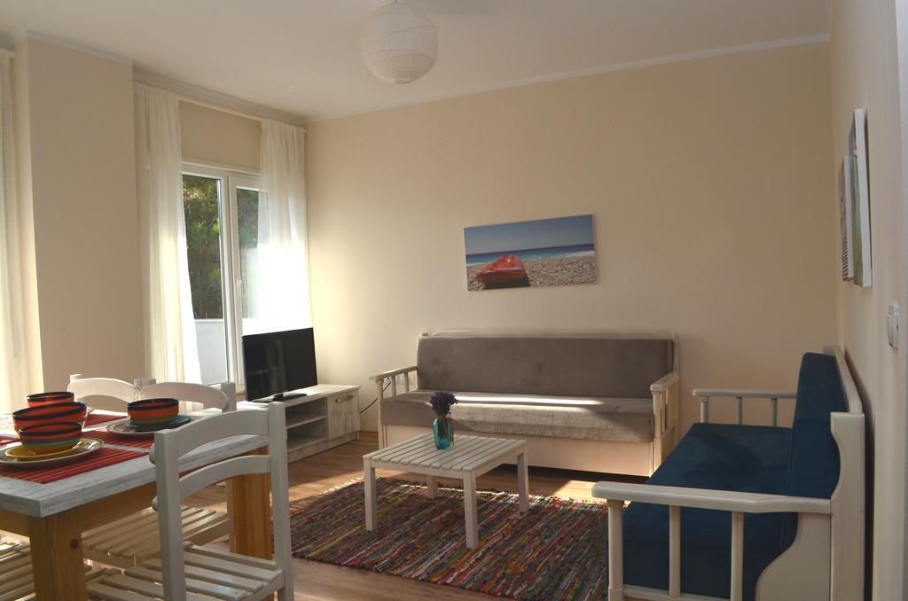Rezidenca Kalter Durres Appartement Golem  Buitenkant foto