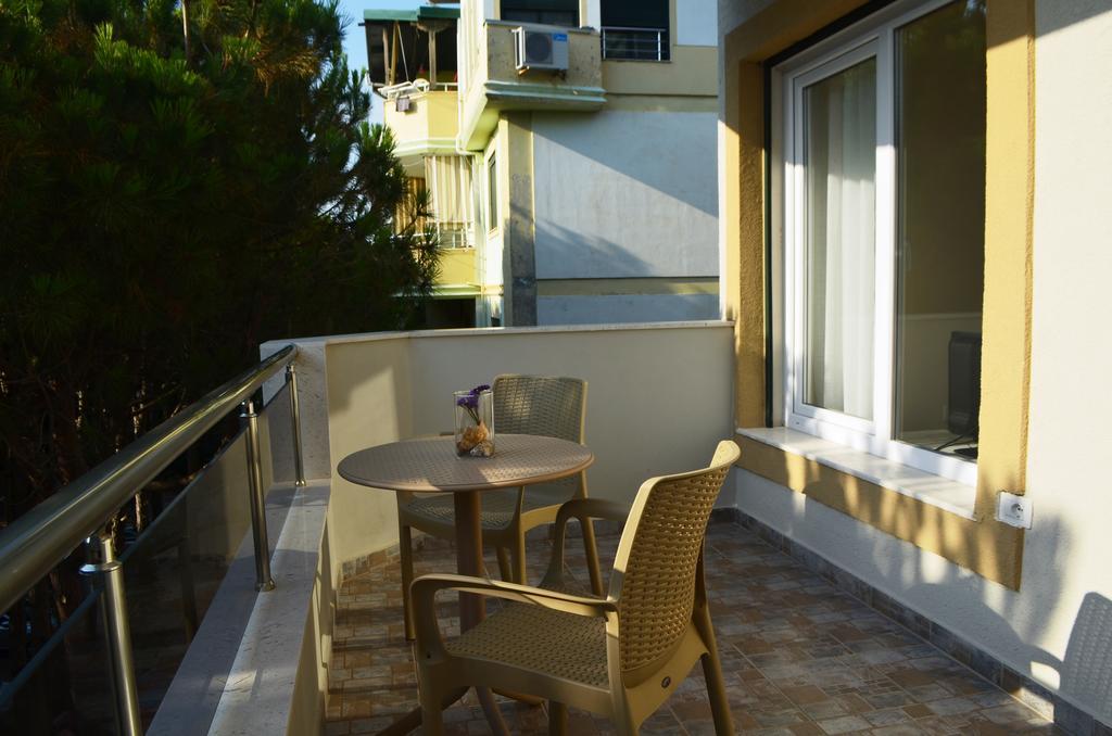 Rezidenca Kalter Durres Appartement Golem  Buitenkant foto