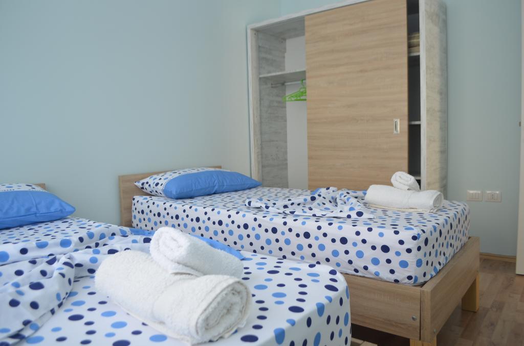 Rezidenca Kalter Durres Appartement Golem  Buitenkant foto