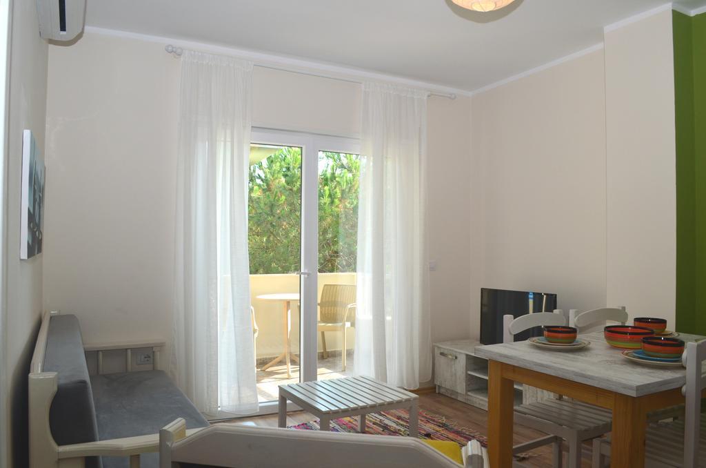 Rezidenca Kalter Durres Appartement Golem  Buitenkant foto