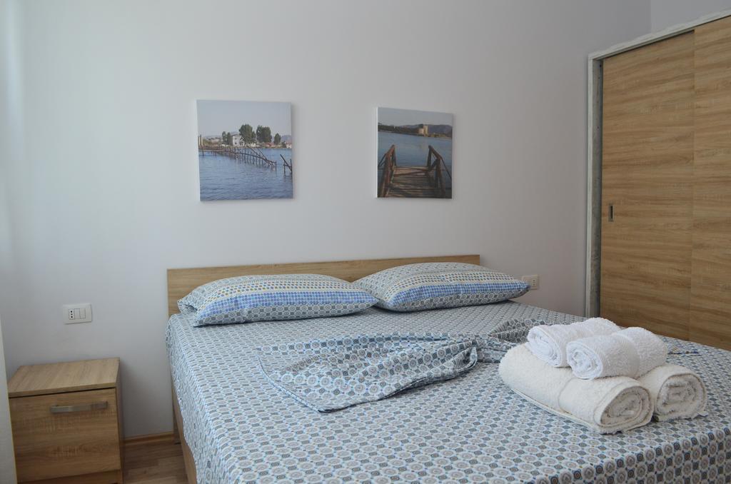 Rezidenca Kalter Durres Appartement Golem  Buitenkant foto